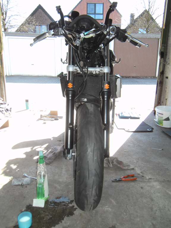 suzuki gabelversteller.jpg