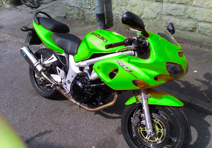 20110509_2203608_2000_Suzuki_Sv650s.jpg