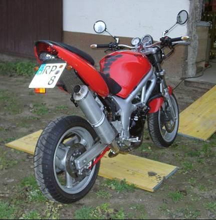 Suzi06,2.jpg
