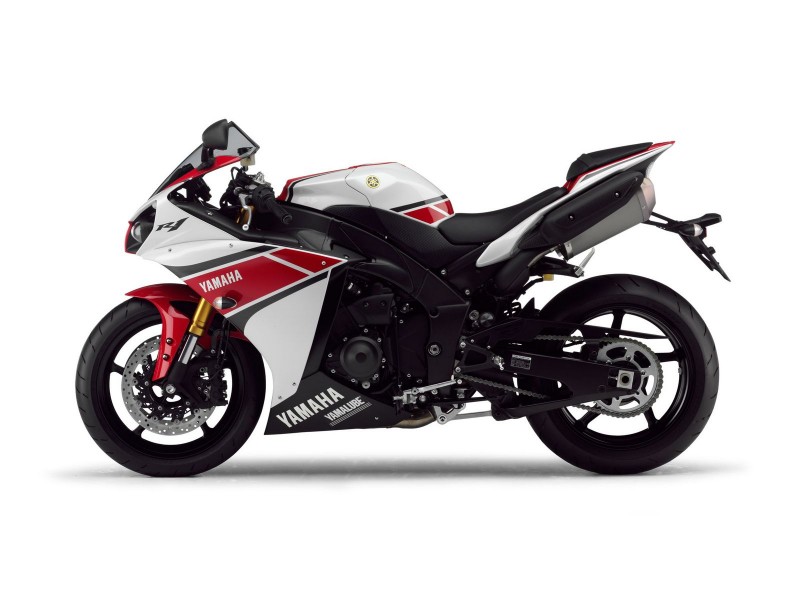 2012-Yamaha-YZF-R1-WGP-50th-Anniversary-Edition-Limited-11[1].jpg