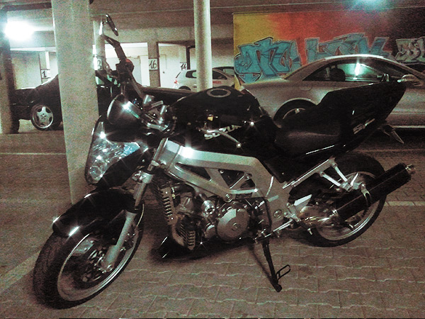 SV1000_Barracuda_03.jpg