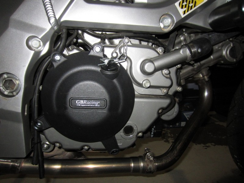 Motorprotektor rechts (29.04.2012).JPG