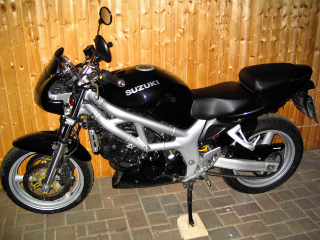 SUZUKI.jpg
