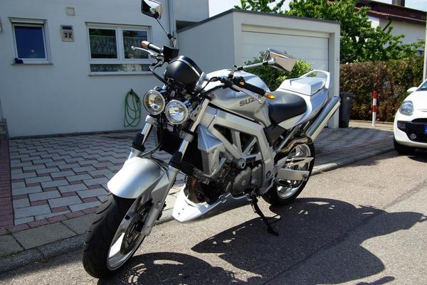 suzuki-sv650-n-foto-bild-60207424.jpg