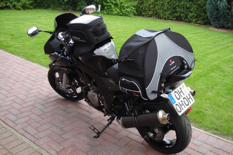 Bags-Connection Racepack.JPG