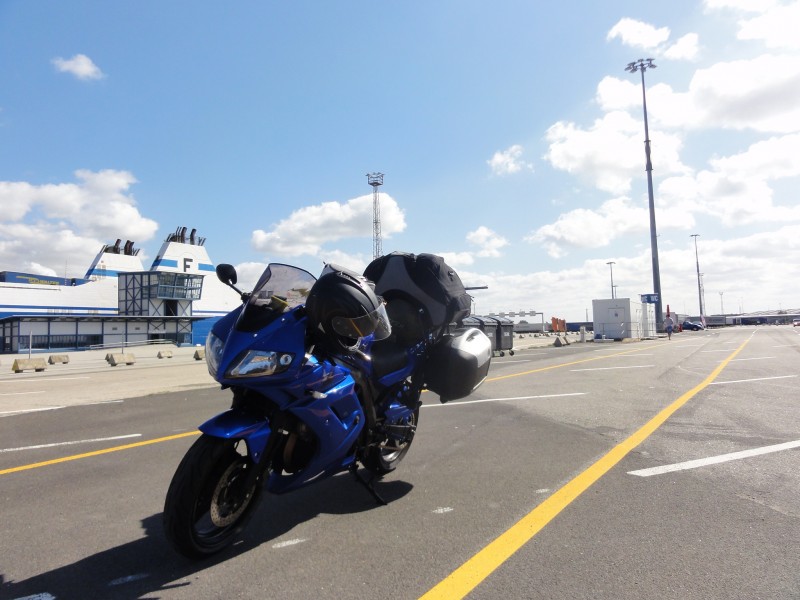 01 Fährterminal Rostock.jpg