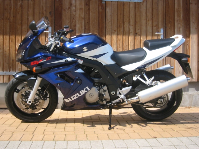 SV1000S.JPG