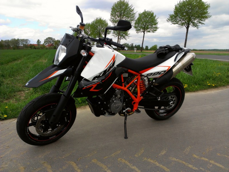 KTM_SMR.jpg