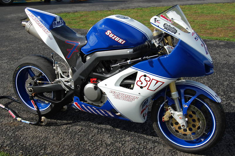 Race-SV_UK_R1_Swing.JPG