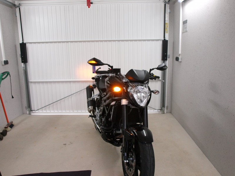 E3300701 (Large).JPG