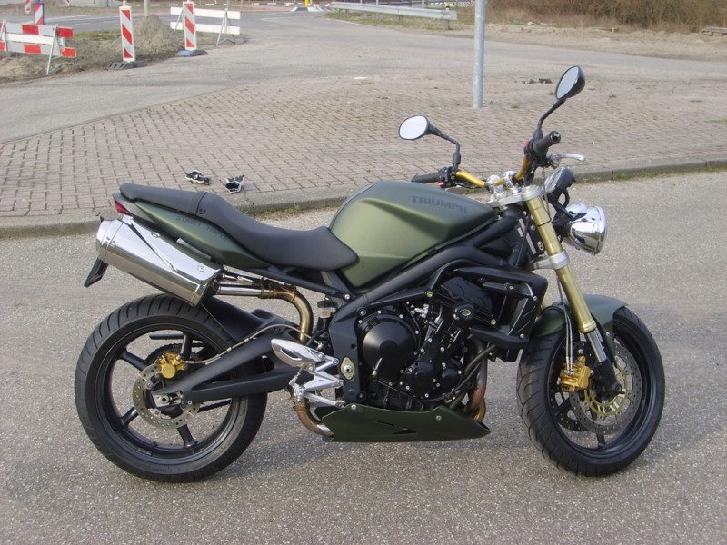 s6000252.jpg