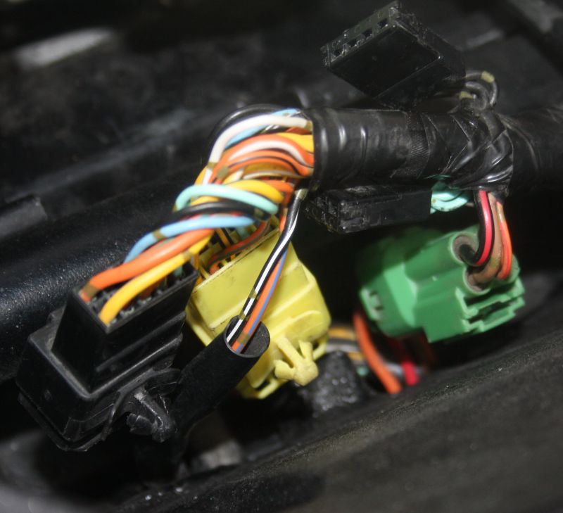 Stecker lose.jpg