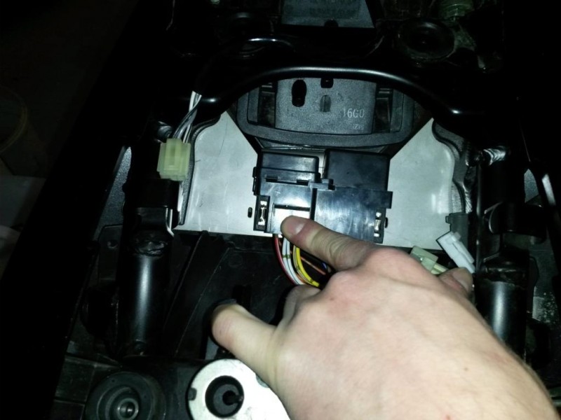 Befestigung der elektrik möglich.jpg