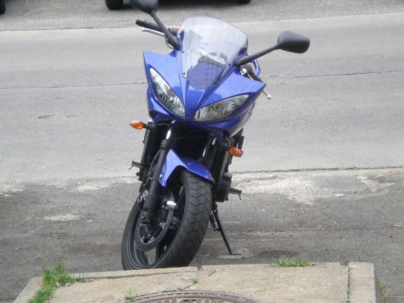 Yamaha FZ6 Fazer S2 2.jpg