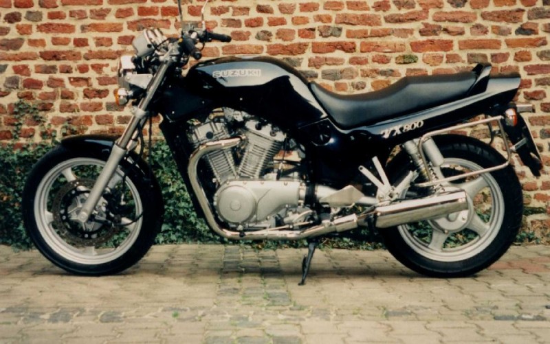 VX800_1.jpg