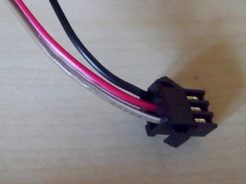 koso_rx1n_tachosensor_stecker.jpg
