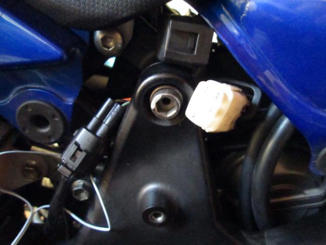SUZUKI Lambda Sonde 007 Diagnosestecker.JPG