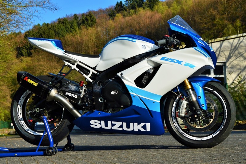 k-GSX R 750 Umbau 27.04 (17).JPG