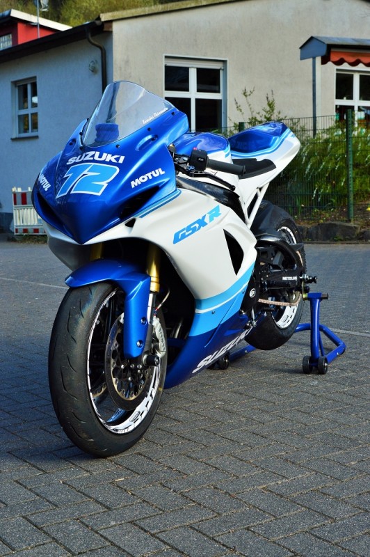 k-GSX R 750 Umbau 27.04 (8).JPG