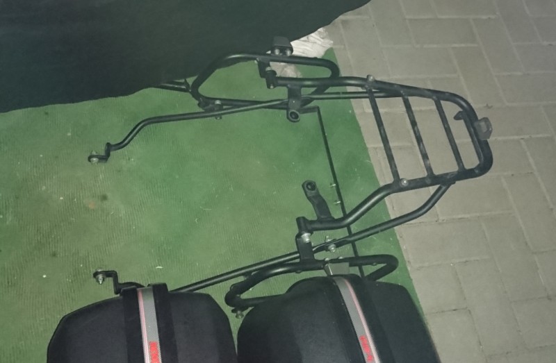 Kofferträger Givi.jpg