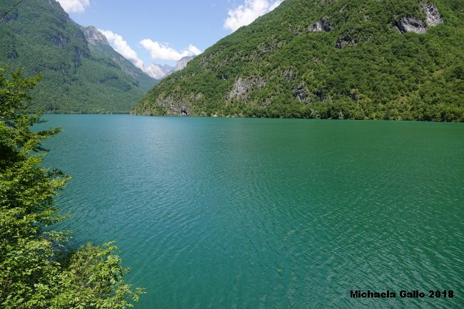 Lago_del_Mis_01.JPG