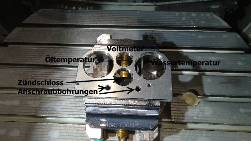 Instrumentenhalter auf Fräsmaschine.JPG