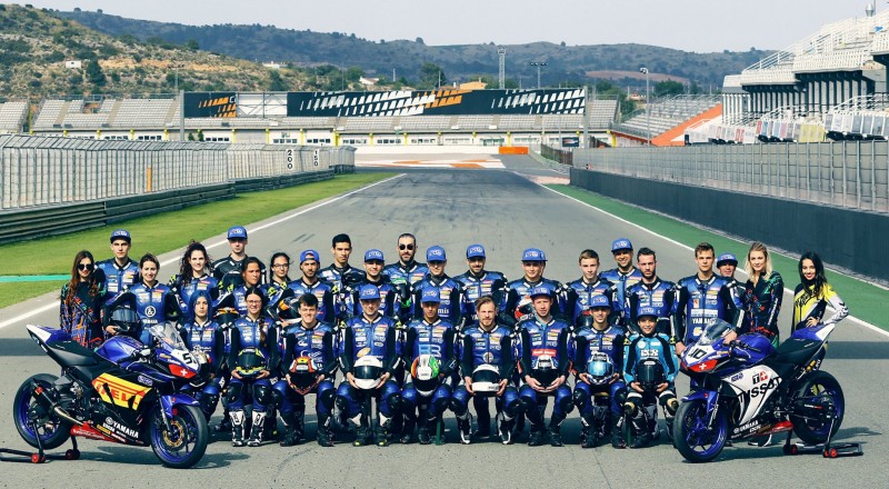 Yamaha_R3_bLUcRU_Gruppenfoto.jpg