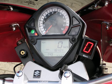 Suzuki SV 008c.jpg