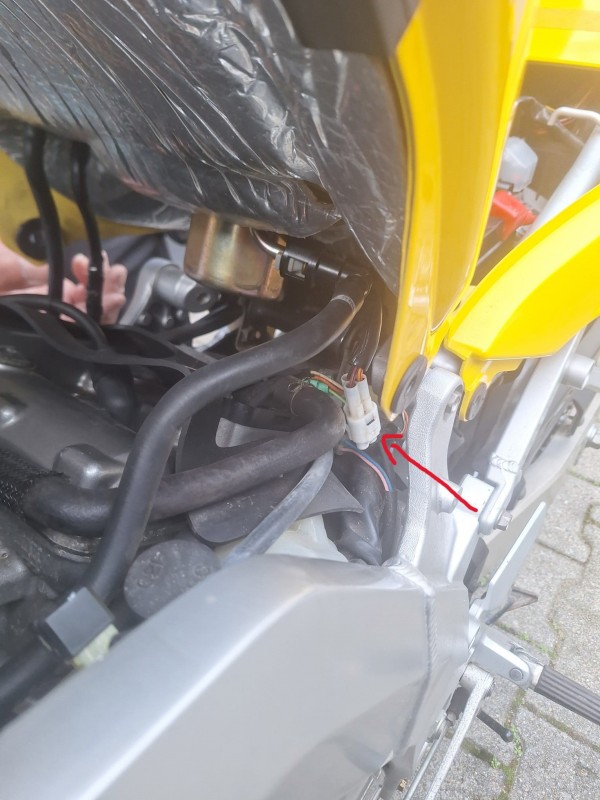 Weißer stecker.jpg