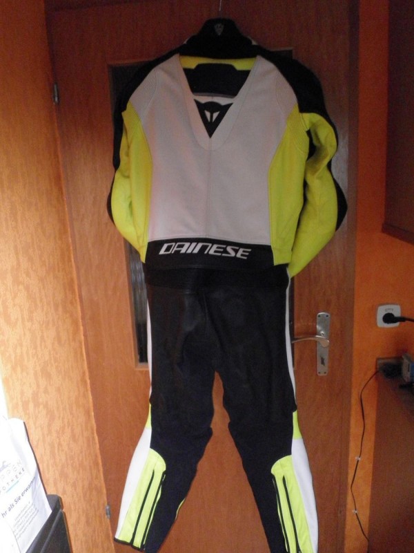 Dainese7.JPG