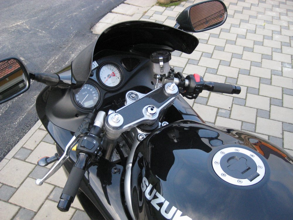 SV650S_01.jpg