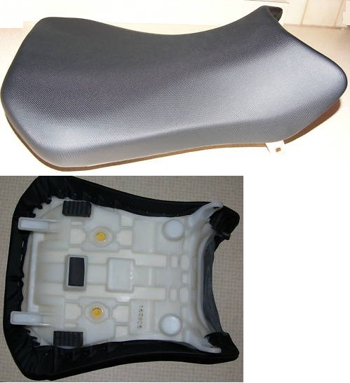 SV650-Sitz.JPG