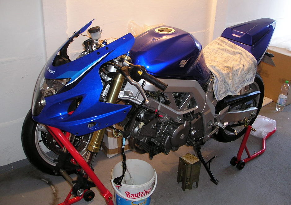 GSX-R Front Umbau I.jpg