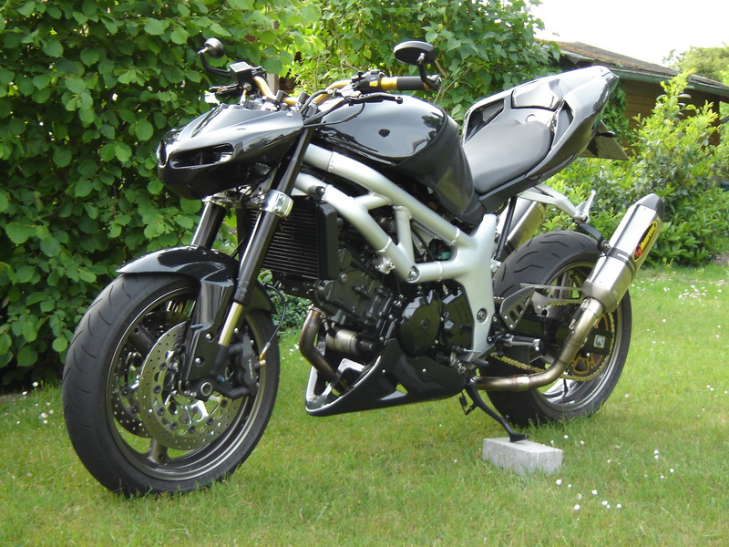 Suzuki Street Fighter